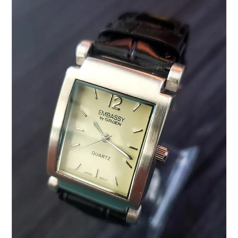 Rare‎ Hinged Lug Embassy Gruen Vintage Men's Tank Watch NOS